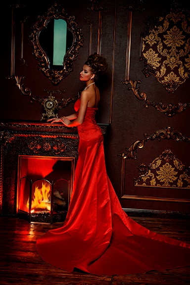 Brown_haired_Dress_Red_Fireplace_533174_640x960.jpg